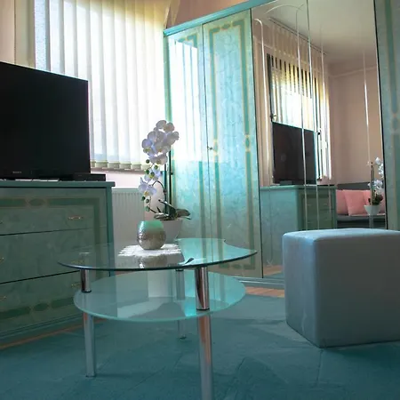 Monika Vendeghaz Guest house Morahalom